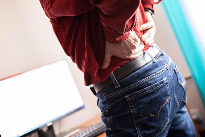 Dolor de espalda debido a la osteocondrosis.